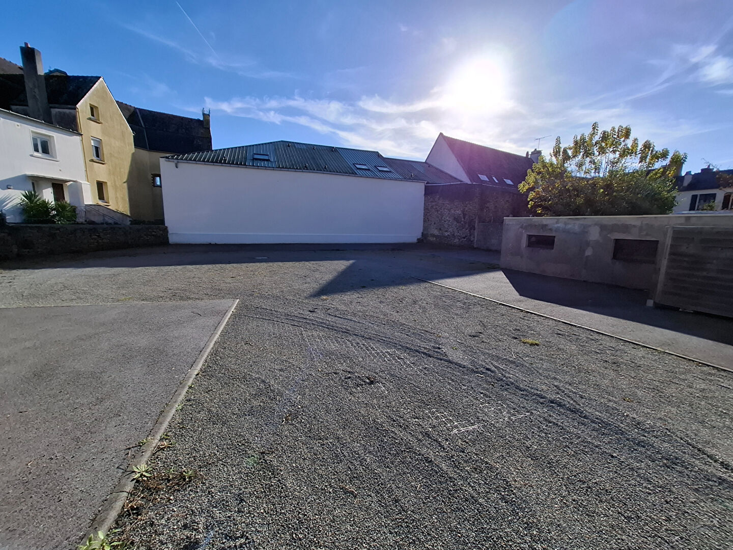 Place de Stationnement à louer - Concarneau - Photo 1